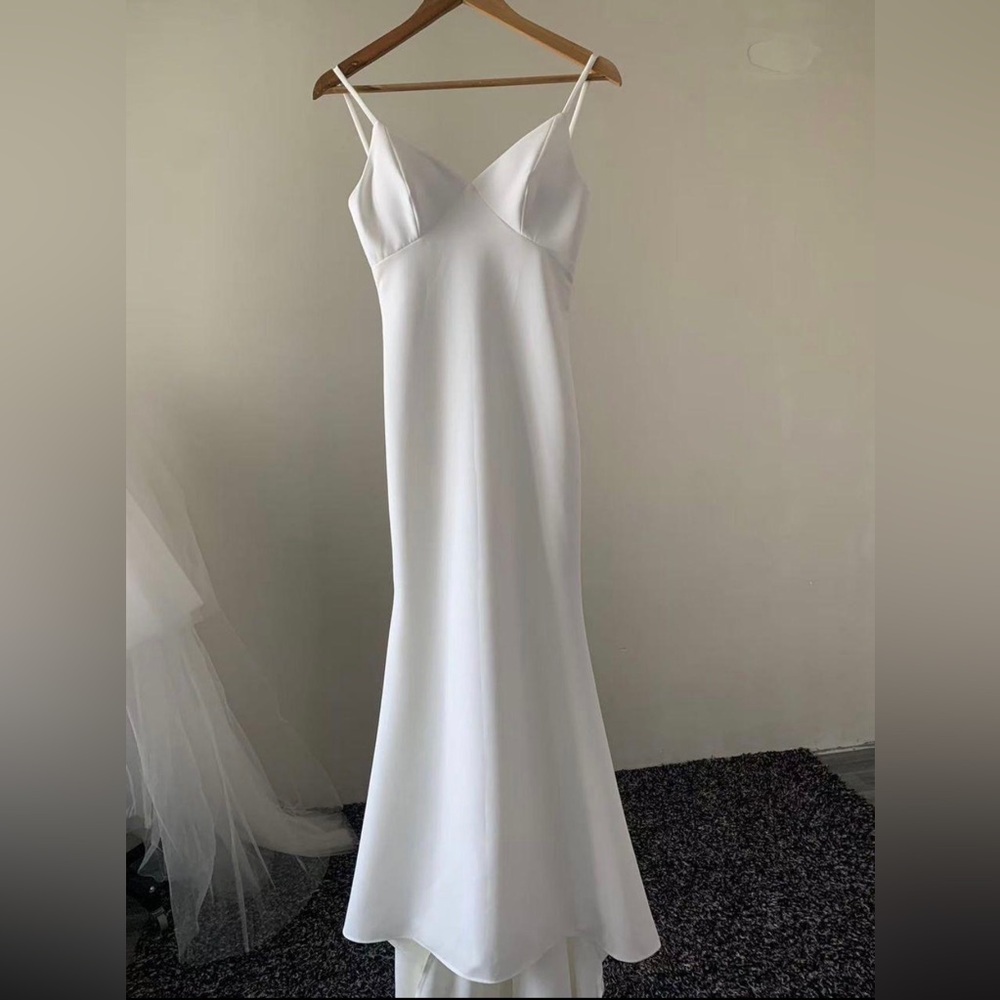 NEW wedding dress